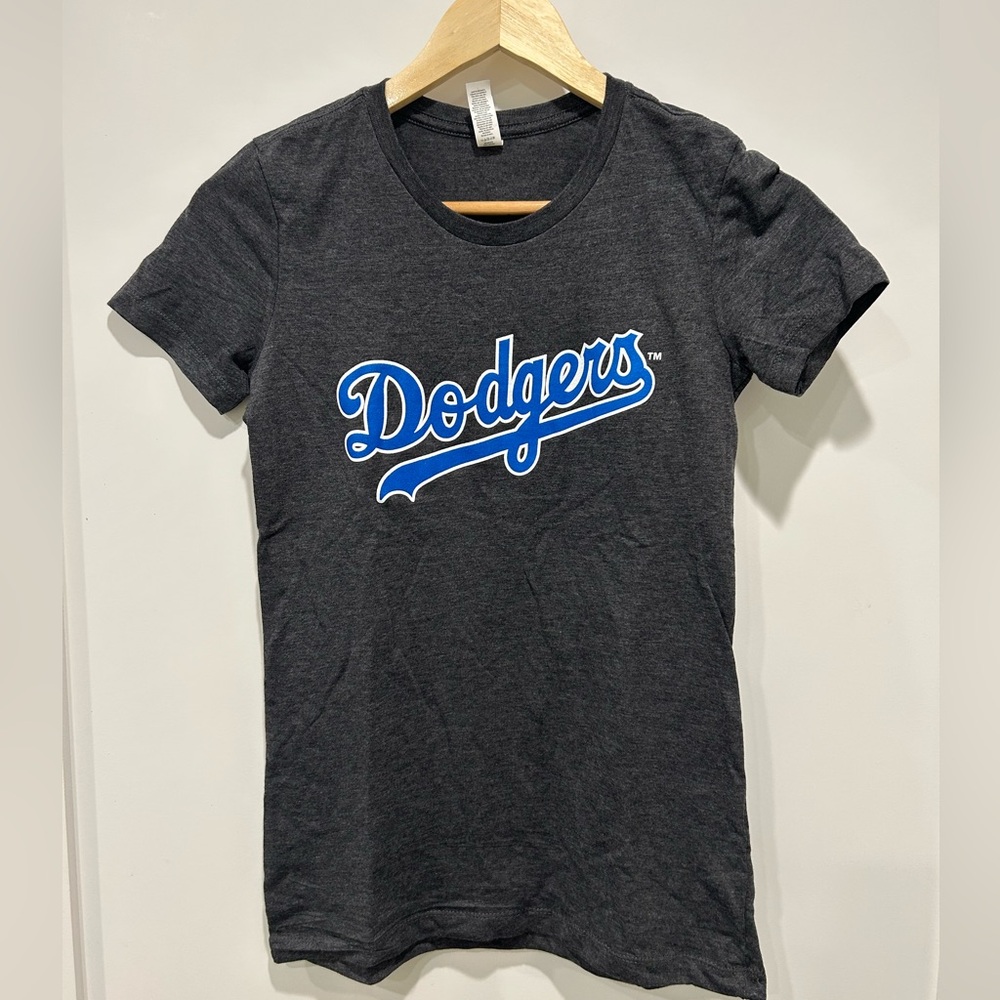 NWOT Los Angeles Dodgers Graphic T-Shirt